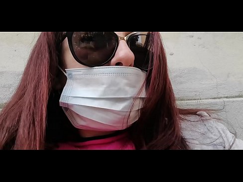 ❤️ Nicoletta neem wraak op haar buurman en piepie in sy motorhuis (Spesiale Covid19 Italiaanse kwarantyn) ❤️ Fok by ons ﹏